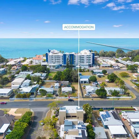 'Bay View' With Pool And Rooftop Entertaining Area-2