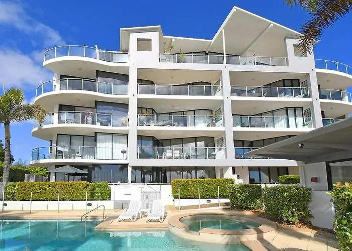 Luxurious Beachfront Apartment Hervey Bay