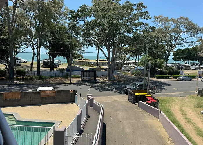 Beach Villa On The Esplanade Hervey Bay