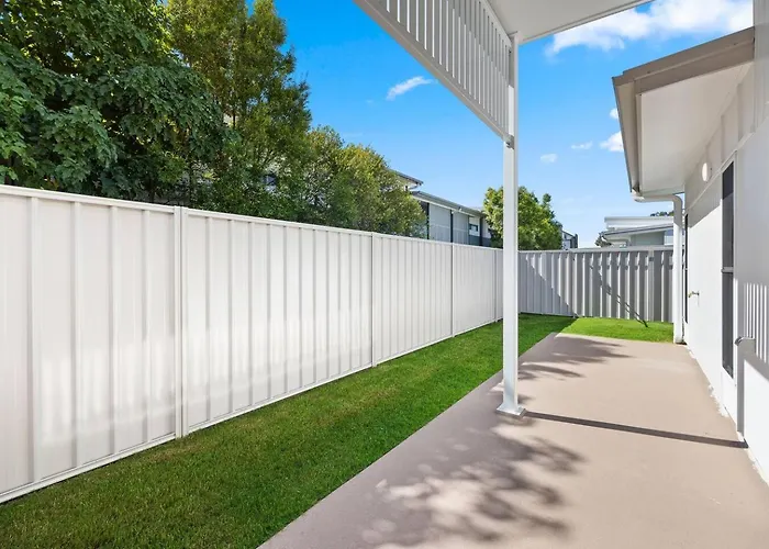 'Esplanade Escape' A Fresh Coastal Family Hideaway Apartment Hervey Bay