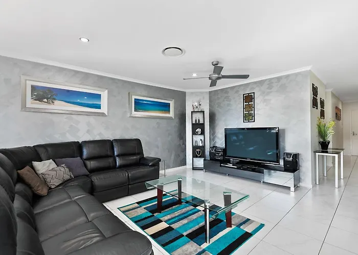 White Crest Apartments Hervey Bay